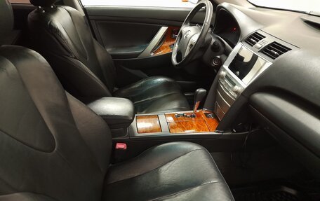 Toyota Camry, 2008 год, 1 149 000 рублей, 10 фотография