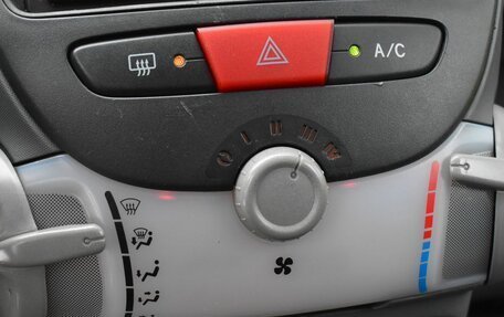 Peugeot 107 I рестайлинг, 2007 год, 319 999 рублей, 10 фотография