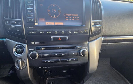 Toyota Land Cruiser 200, 2010 год, 3 500 000 рублей, 7 фотография