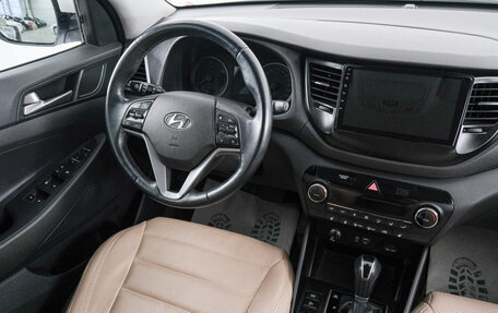 Hyundai Tucson III, 2017 год, 1 999 000 рублей, 10 фотография