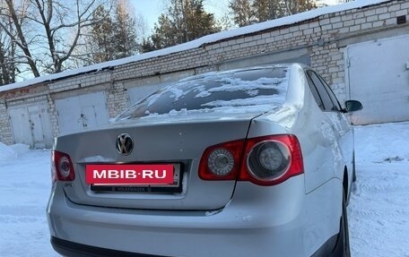 Volkswagen Jetta VI, 2010 год, 670 000 рублей, 5 фотография