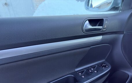 Volkswagen Jetta VI, 2010 год, 670 000 рублей, 8 фотография