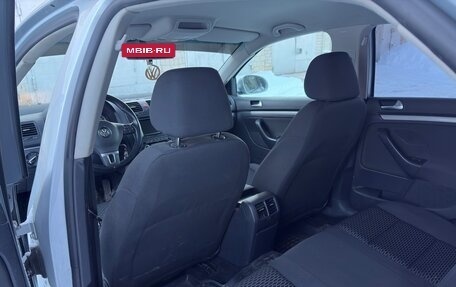 Volkswagen Jetta VI, 2010 год, 670 000 рублей, 11 фотография