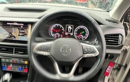 Volkswagen T-Cross I, 2023 год, 1 879 000 рублей, 17 фотография