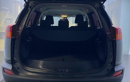 Toyota RAV4, 2015 год, 2 259 000 рублей, 10 фотография