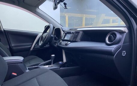 Toyota RAV4, 2015 год, 2 259 000 рублей, 11 фотография