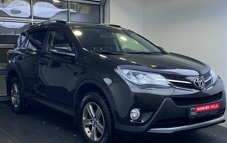 Toyota RAV4, 2015 год, 2 259 000 рублей, 3 фотография