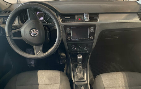 Skoda Rapid I, 2018 год, 1 349 000 рублей, 8 фотография