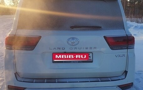 Toyota Land Cruiser, 2022 год, 13 500 000 рублей, 8 фотография