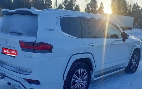 Toyota Land Cruiser, 2022 год, 13 500 000 рублей, 7 фотография