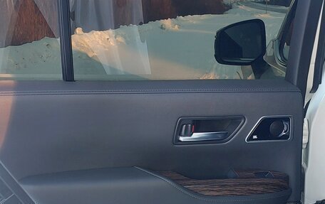 Toyota Land Cruiser, 2022 год, 13 500 000 рублей, 30 фотография