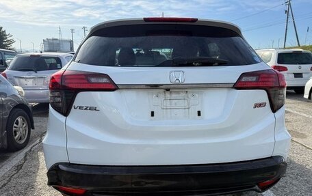 Honda Vezel, 2021 год, 1 802 286 рублей, 2 фотография