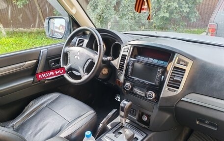 Mitsubishi Pajero IV, 2014 год, 2 850 000 рублей, 5 фотография