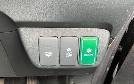 Honda Fit Shuttle I рестайлинг, 2014 год, 843 000 рублей, 12 фотография