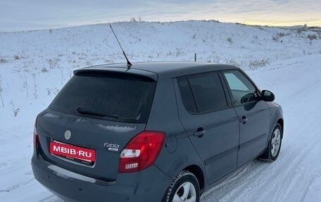 Skoda Fabia II, 2008 год, 390 000 рублей, 2 фотография