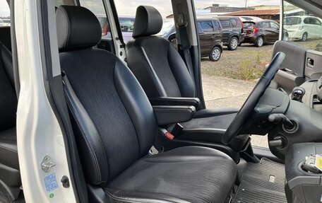 Honda Freed I, 2012 год, 752 000 рублей, 17 фотография