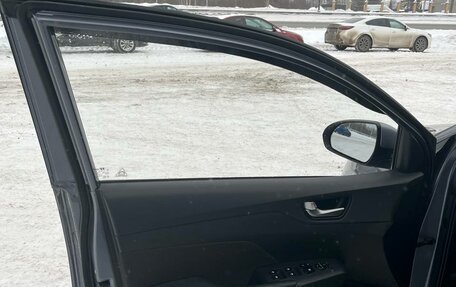 Hyundai Solaris II рестайлинг, 2018 год, 1 048 000 рублей, 17 фотография