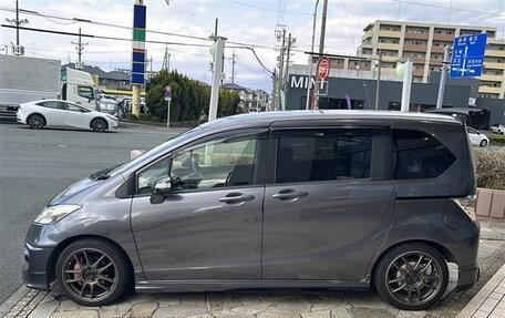 Honda Freed I, 2016 год, 866 000 рублей, 2 фотография