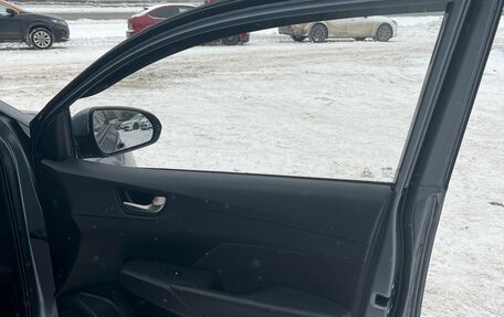 Hyundai Solaris II рестайлинг, 2018 год, 1 048 000 рублей, 32 фотография