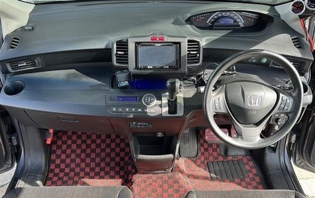 Honda Freed I, 2016 год, 866 000 рублей, 9 фотография