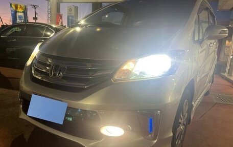 Honda Freed I, 2015 год, 846 000 рублей, 4 фотография