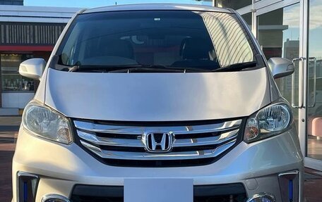 Honda Freed I, 2015 год, 846 000 рублей, 10 фотография