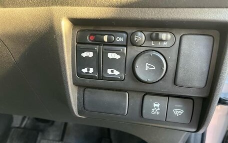 Honda Freed I, 2015 год, 846 000 рублей, 15 фотография