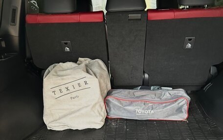 Toyota Land Cruiser, 2022 год, 11 500 000 рублей, 16 фотография