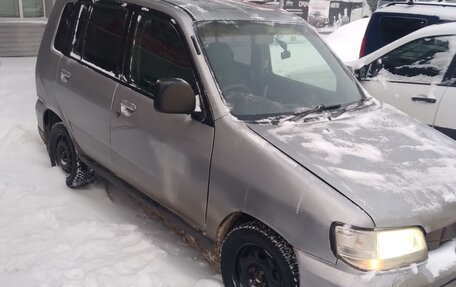 Nissan Cube II, 2000 год, 120 000 рублей, 3 фотография