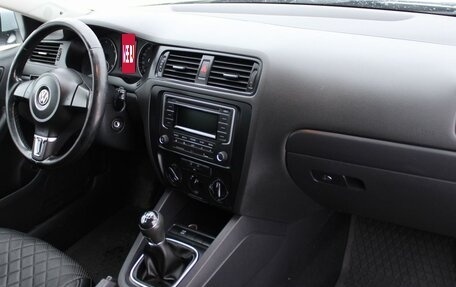 Volkswagen Jetta VI, 2013 год, 739 000 рублей, 14 фотография