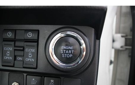 Toyota Tank I, 2020 год, 1 012 000 рублей, 21 фотография