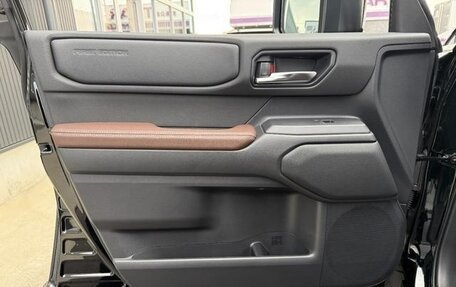 Toyota Land Cruiser Prado, 2024 год, 7 330 000 рублей, 28 фотография