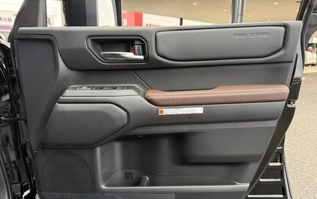 Toyota Land Cruiser Prado, 2024 год, 7 330 000 рублей, 27 фотография