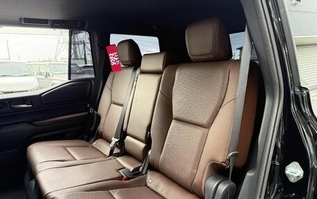 Toyota Land Cruiser Prado, 2024 год, 7 330 000 рублей, 19 фотография