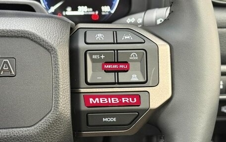 Toyota Land Cruiser Prado, 2024 год, 7 330 000 рублей, 24 фотография