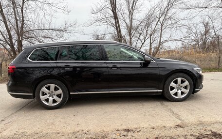 Volkswagen Passat B8 рестайлинг, 2017 год, 1 700 000 рублей, 4 фотография