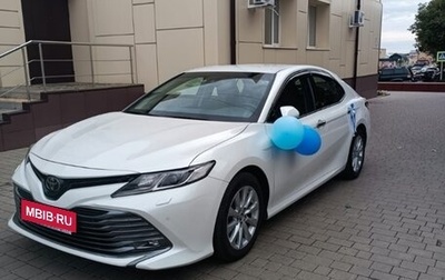 Toyota Camry, 2019 год, 3 000 000 рублей, 1 фотография