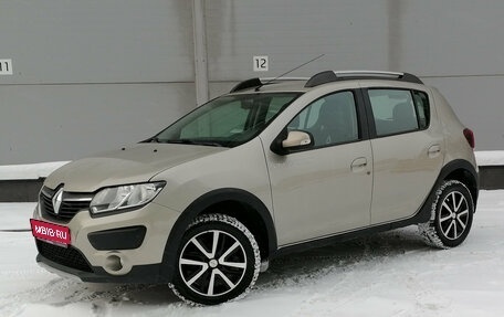 Renault Sandero II рестайлинг, 2016 год, 829 000 рублей, 1 фотография