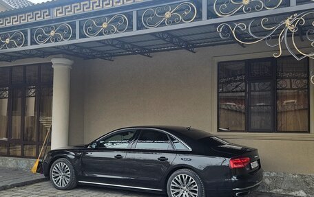 Audi A8, 2012 год, 1 820 000 рублей, 3 фотография