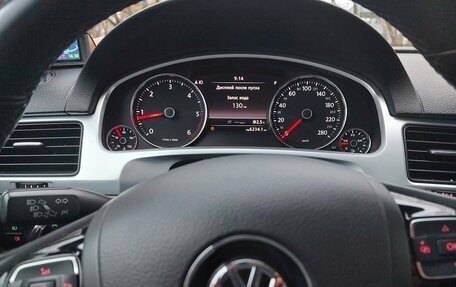 Volkswagen Touareg III, 2010 год, 1 980 000 рублей, 8 фотография