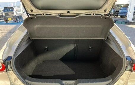 Mazda 3, 2023 год, 1 698 000 рублей, 7 фотография