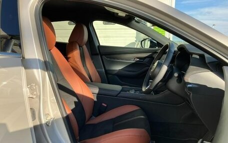 Mazda 3, 2023 год, 1 698 000 рублей, 15 фотография