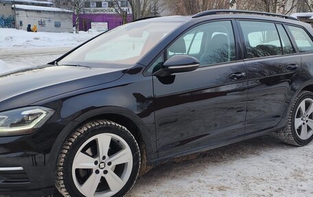 Volkswagen Golf VII, 2020 год, 1 865 000 рублей, 2 фотография