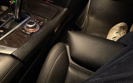 BMW 7 серия, 2010 год, 1 350 000 рублей, 10 фотография