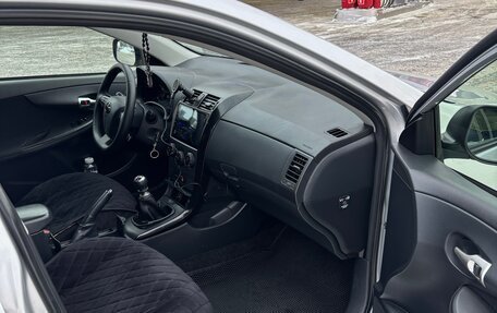 Toyota Corolla, 2012 год, 920 000 рублей, 13 фотография