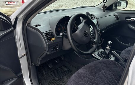 Toyota Corolla, 2012 год, 920 000 рублей, 7 фотография