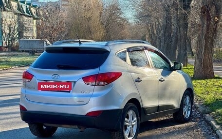 Hyundai Tucson III, 2010 год, 1 090 000 рублей, 4 фотография