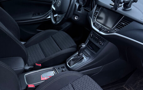 Opel Astra K, 2019 год, 1 670 000 рублей, 6 фотография