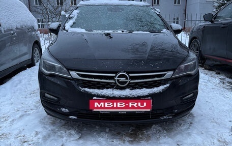 Opel Astra K, 2019 год, 1 670 000 рублей, 2 фотография