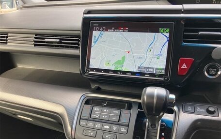 Honda Stepwgn IV, 2021 год, 2 127 000 рублей, 13 фотография